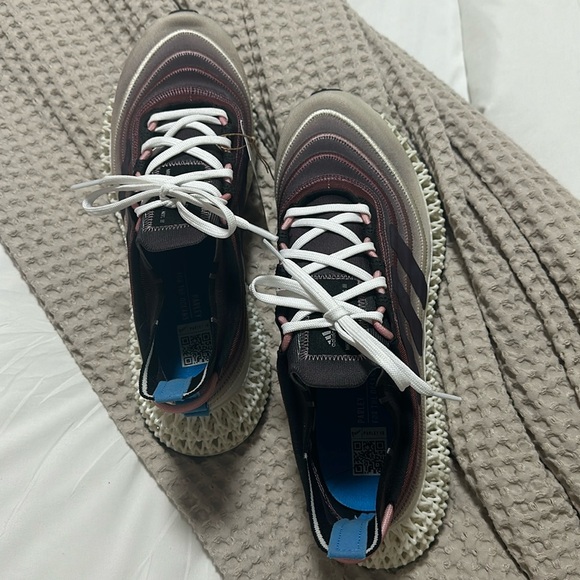 BNWT Adidas 4Dfwd X Parley Running Shoes Men’s - Picture 2 of 5